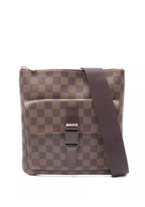 Louis Vuitton Pre-Owned 2006 Melville shoulder bag - Brown