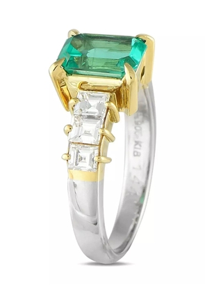LB Exclusive platinum emerald and diamond ring - Yellow