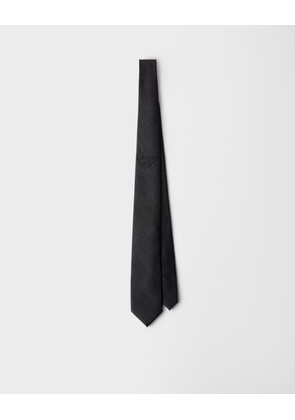Wool tie