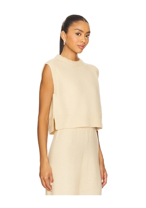 Callahan Pilar Vest in Cream. Size L. Also in M, S, XL, XS.