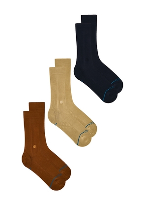 Stance Icon 3 Pack Socks in Cream. Size L. Also in M.
