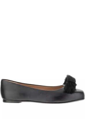Ferragamo Vara leather fur-pompom ballerina shoes - Black