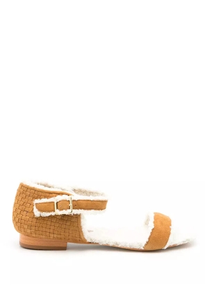 Sarah Chofakian Jude fluffy sandals - Brown