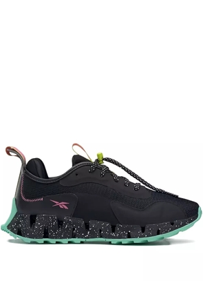 Reebok Zig Dynamica Adventure 'Black/True Pink' sneakers