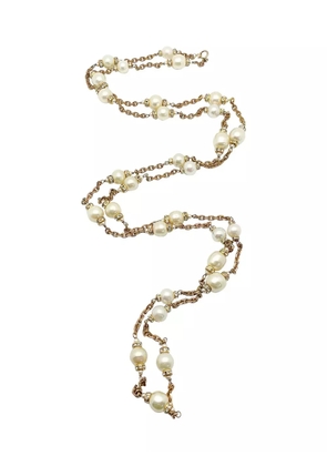 CHANEL Pre-Owned 1960s pearl-embellished necklace - Gold