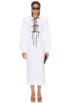 Rowen Rose Long Bow Dress in White & Black - White. Size 40 (also in ).