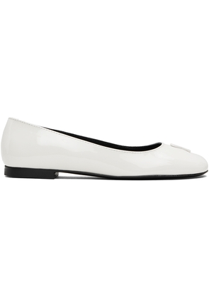 AMI Paris White Ami de Caur Ballerina Flats
