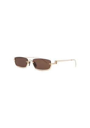 Gucci Rectangular Sunglasses in Brown.