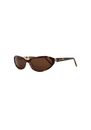 Lu Goldie Alexe Sunglasses in Brown.
