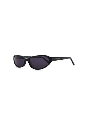 Lu Goldie Alexe Sunglasses in Black.