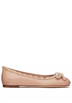 Valentino Garavani Rockstud patent-leather ballerina shoes - Pink