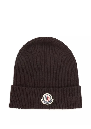 Moncler ribbed logo beanie - Brown