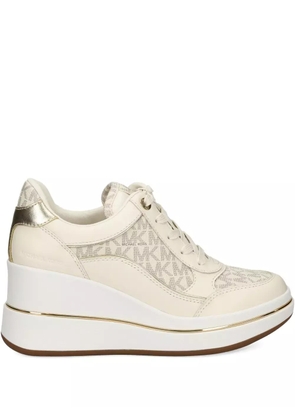 Michael Michael Kors monogram-pattern wedge sneakers - White