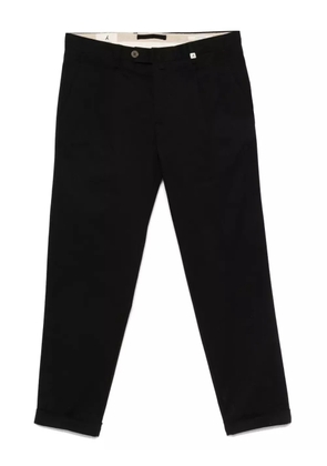 Myths pleat-detailed trousers - Black