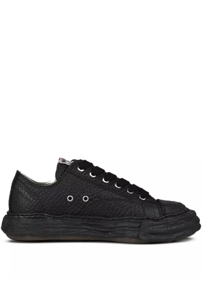 Maison MIHARA YASUHIRO Peterson textured lace-up sneakers - Black