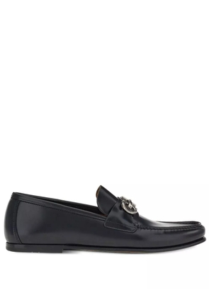 Ferragamo Gancini-buckle loafers - Black