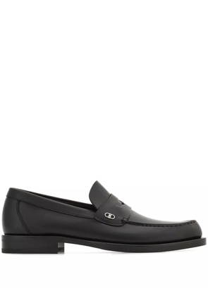 Ferragamo Gancini-plaque leather loafers - Black