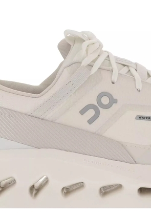 On Running logo-print sneakers - White