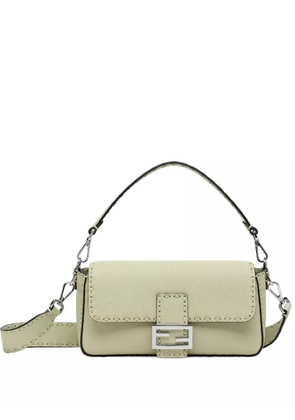FENDI medium Baguette Selleria shoulder bag - Green