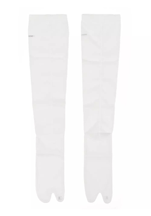 Low Classic Tabi LC long socks - White