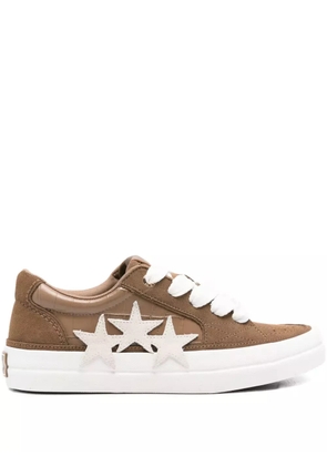 AMIRI star-embellished suede trainers - Brown