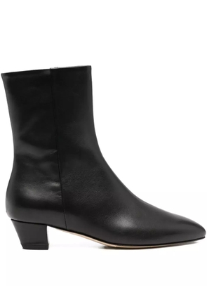 Aeyde leather pointed-toe ankle boots - Black