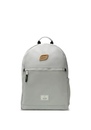 Cariuma JJ logo-appliqué backpack - Grey