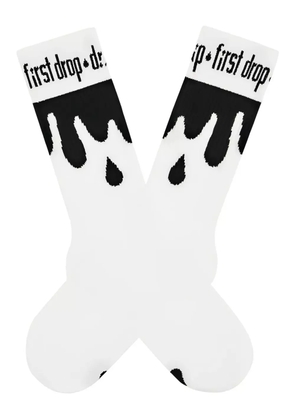 DRIP ILLEGAL drip-print socks - White