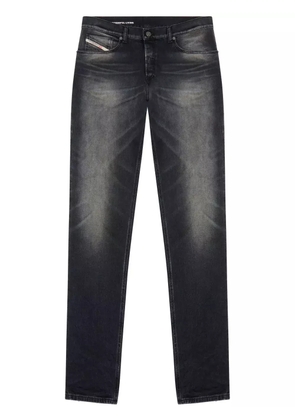 Diesel 2023 D-Finitive 09G20 tapered jeans - Black