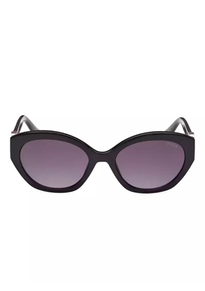 GUESS EYEWEAR oval-frame logo sunglasses - 01B BLACK