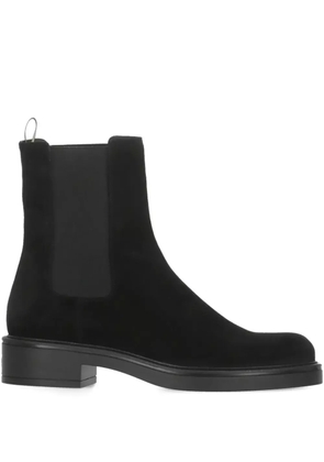 Stuart Weitzman 40mm Celia suede boots - Black