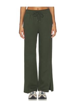 Beyond Yoga Luxe Fleece Slit Wide Leg Pant in Olive. Size L. Also in S, XL, XS.