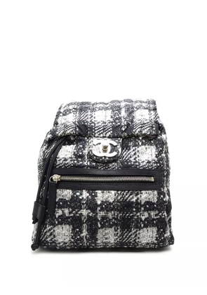 CHANEL Pre-Owned medium CC turn-lock tweed backpack - Black