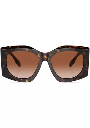 Burberry Eyewear Madeline geometric-frame sunglasses - Brown