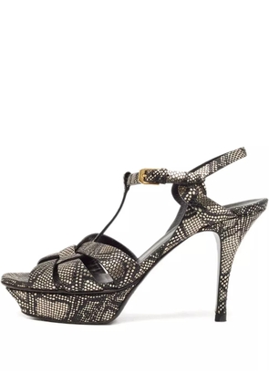 Saint Laurent Pre-Owned 2024 Tribute patent leather platform sandals - Black