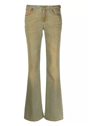 Diesel logo-plaque flared jeans - Brown