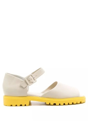 Sarah Chofakian Blanche flat sandals - Neutrals