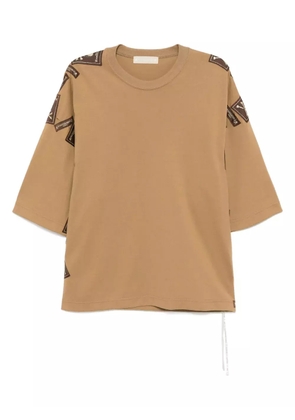 Mastermind World logo-embroidered t-shirt - Neutrals