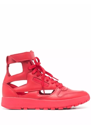 Maison Margiela x Reebok Classic Tabi high-top sneakers - Red