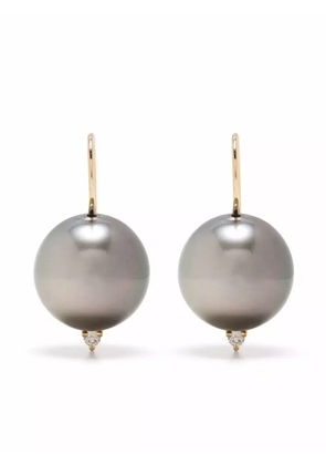 Mizuki 14kt gold diamond pearl earrings