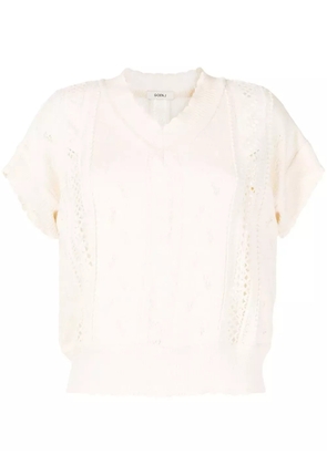 Goen.J V-neck sleeveless jumper - White