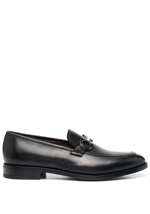 Ferragamo Gancini-buckle detail loafers - Black