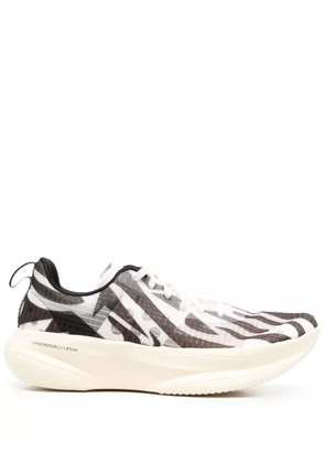 BRAND BLACK graphic-print low-top sneakers - White