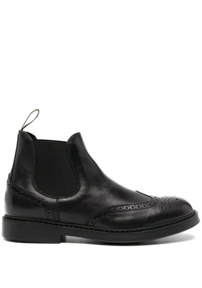 Doucal's perforated leather ankle boots - Black