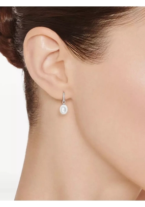 Kiki McDonough 18kt white gold Classics diamond and pearl earrings - Silver