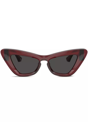 Burberry Eyewear rose monogram cat-eye sunglasses - Red