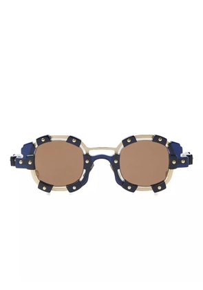 Kuboraum square studded sunglasses - Blue