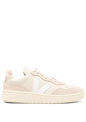 VEJA V-90 leather sneakers - Neutrals