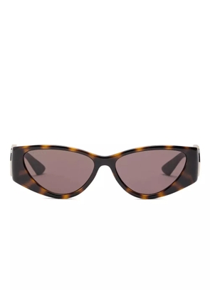 Gucci locat-eye sunglasses - Brown