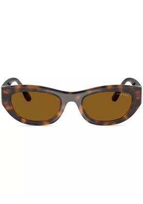 Vogue Eyewear logo-print sunglasses - Brown